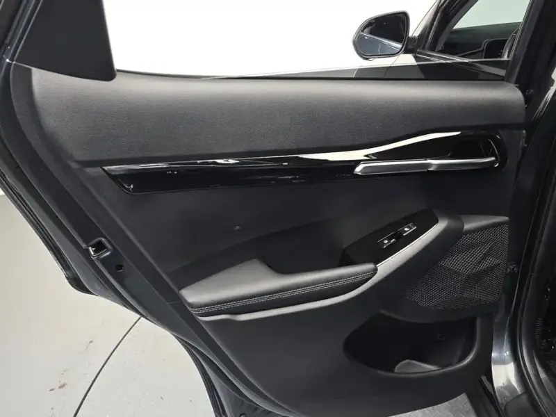 2023 Kia Seltos с пробегом 30 042 км