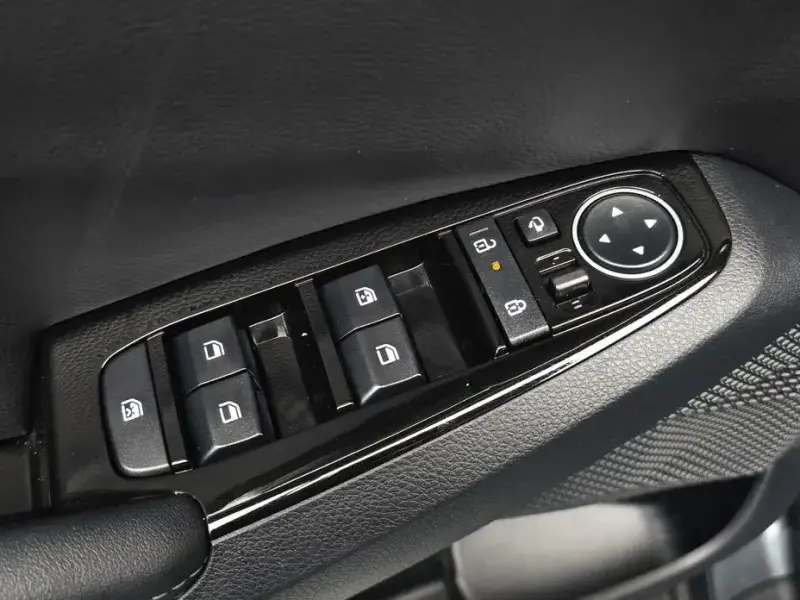 2023 Kia Seltos с пробегом 30 042 км