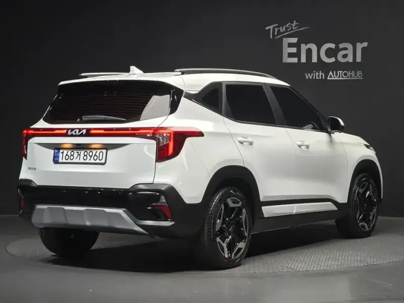 2025 Kia Seltos с пробегом 698 км
