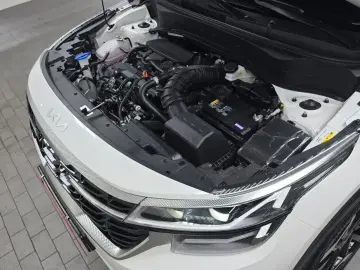 2025 Kia Seltos с пробегом 698 км