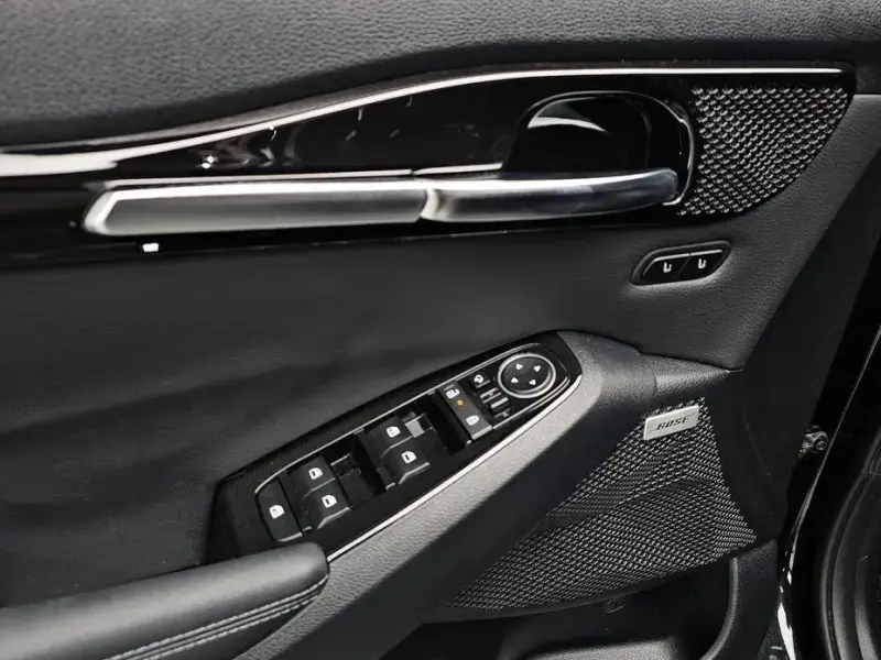 2024 Kia Seltos с пробегом 15 858 км