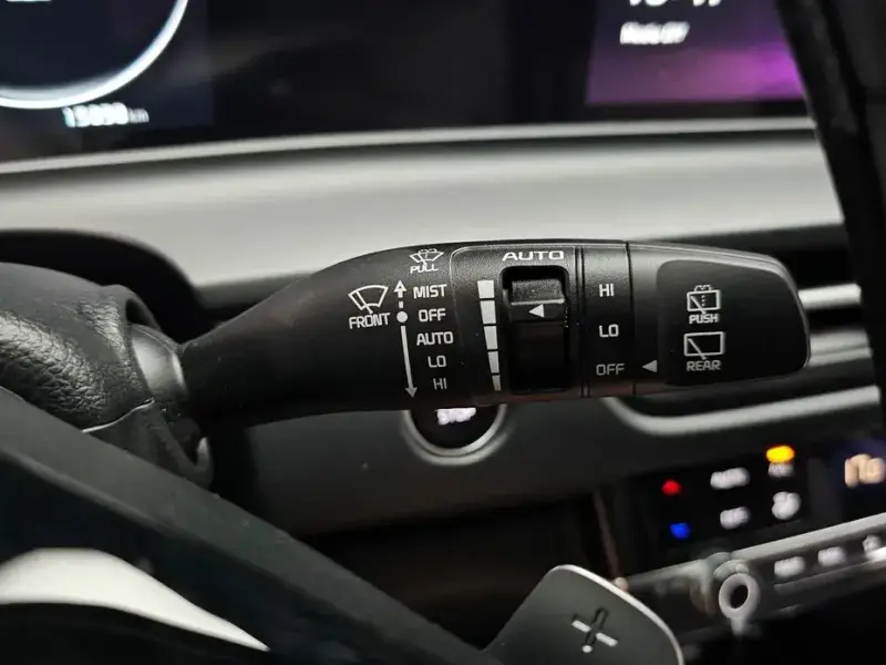 2024 Kia Seltos с пробегом 15 858 км