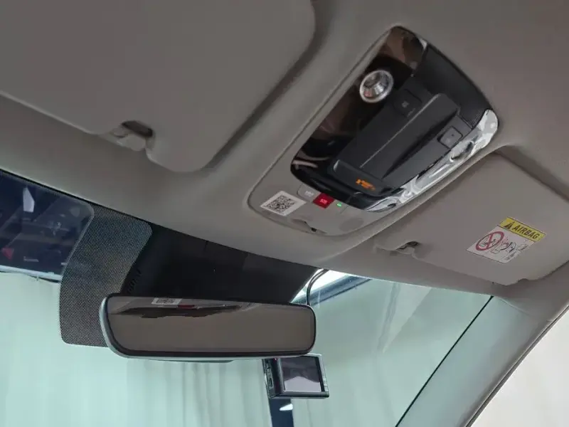 2025 Kia Seltos с пробегом 698 км