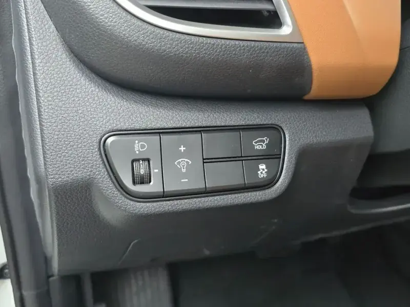2025 Kia Seltos с пробегом 698 км