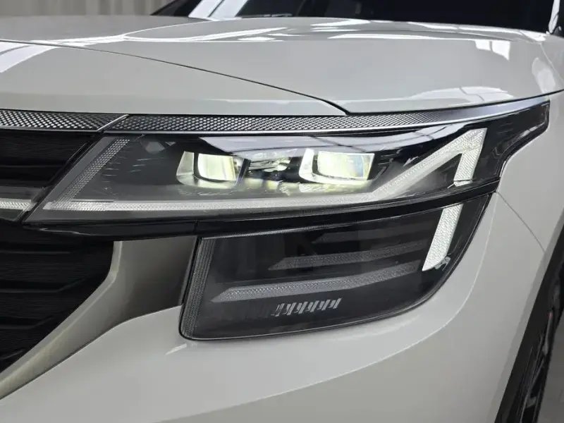 2025 Kia Seltos с пробегом 698 км
