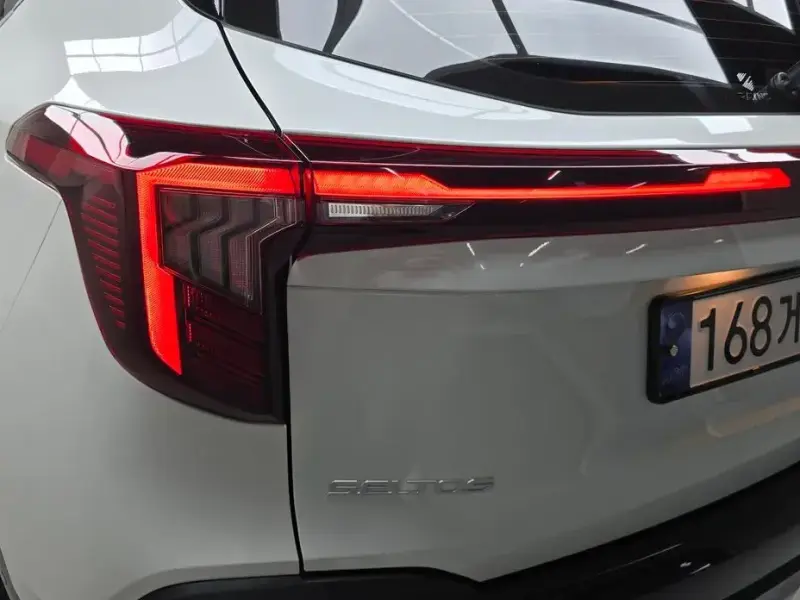 2025 Kia Seltos с пробегом 698 км