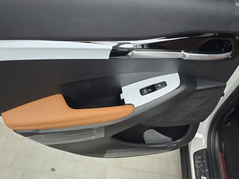 2025 Kia Seltos с пробегом 698 км