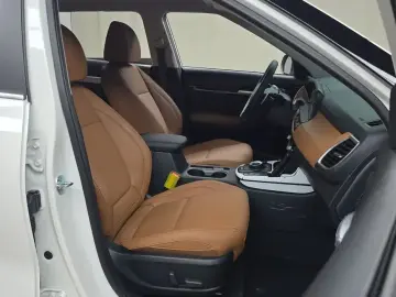 2025 Kia Seltos с пробегом 698 км