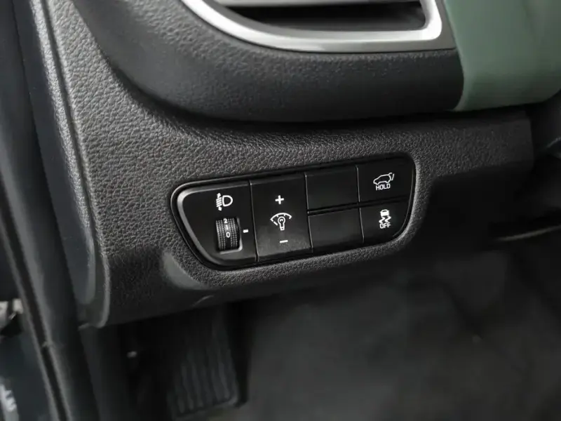 2023 Kia Seltos с пробегом 70 111 км