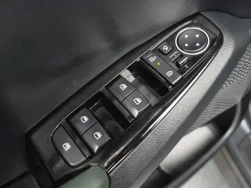 2023 Kia Seltos с пробегом 70 111 км