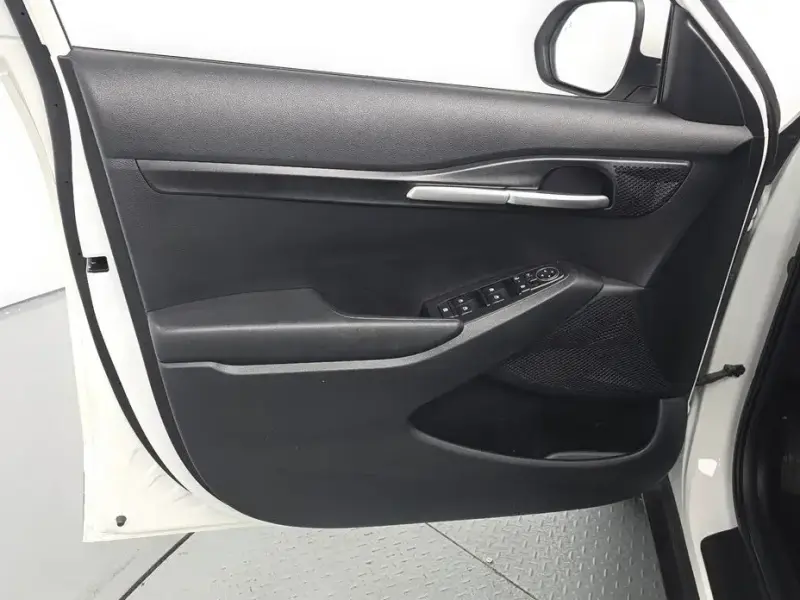 2024 Kia Seltos с пробегом 18 177 км