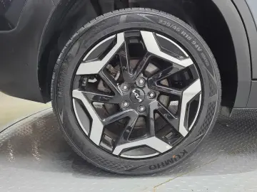 2024 Kia Seltos с пробегом 13 064 км