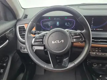 2024 Kia Seltos с пробегом 13 064 км