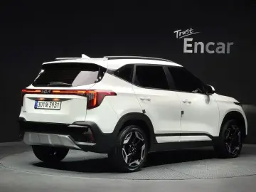 2022 Kia Seltos с пробегом 25 671 км