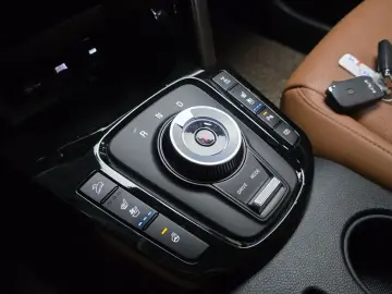 2024 Kia Seltos с пробегом 12 114 км