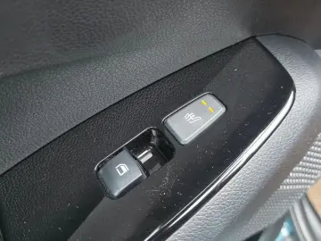2024 Kia Seltos с пробегом 12 114 км