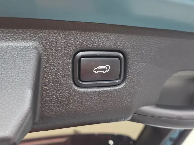 2024 Kia Seltos с пробегом 12 114 км