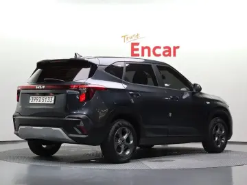 2022 Kia Seltos с пробегом 33 211 км