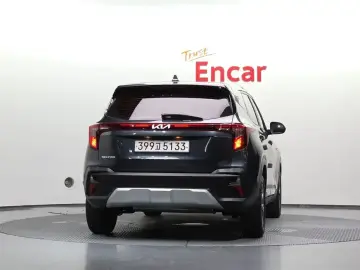 2022 Kia Seltos с пробегом 33 211 км