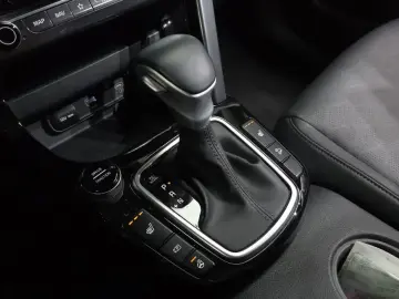 2022 Kia Seltos с пробегом 33 211 км