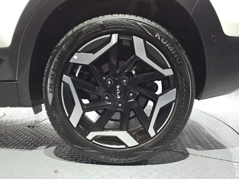 2024 Kia Seltos с пробегом 45 497 км