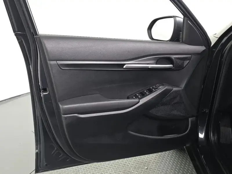 2022 Kia Seltos с пробегом 33 211 км