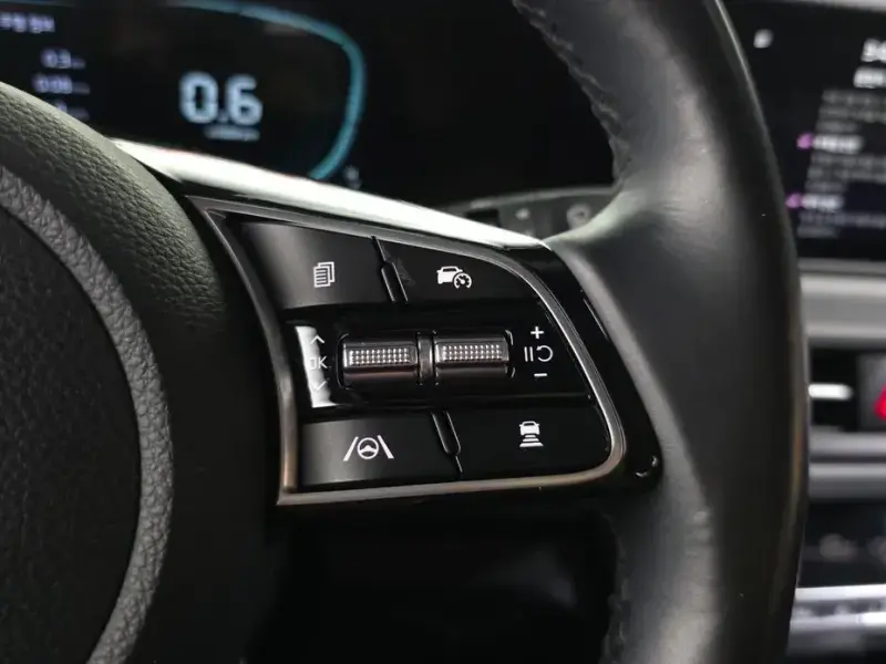 2022 Kia Seltos с пробегом 33 211 км