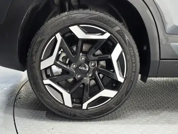 2024 Kia Seltos с пробегом 11 135 км
