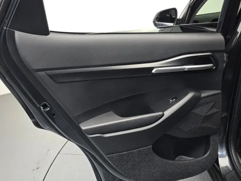 2024 Kia Seltos с пробегом 11 135 км