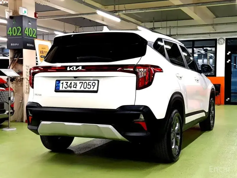 2025 Kia Seltos с пробегом 11 223 км