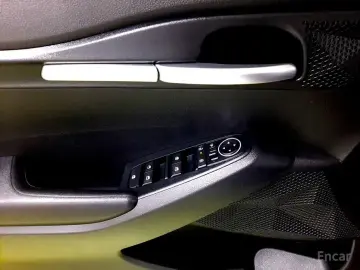 2025 Kia Seltos с пробегом 11 223 км