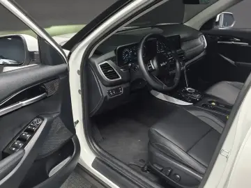 2025 Kia Seltos с пробегом 3 405 км
