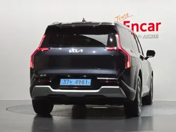 2023 Kia EV9 с пробегом 56 038 км
