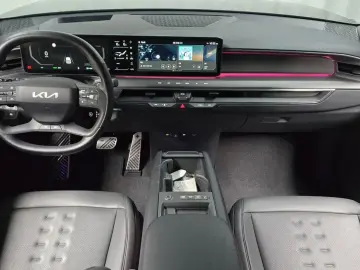 2023 Kia EV9 с пробегом 56 038 км