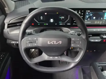 2023 Kia EV9 с пробегом 56 038 км