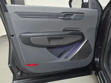 2023 Kia EV9 с пробегом 56 038 км