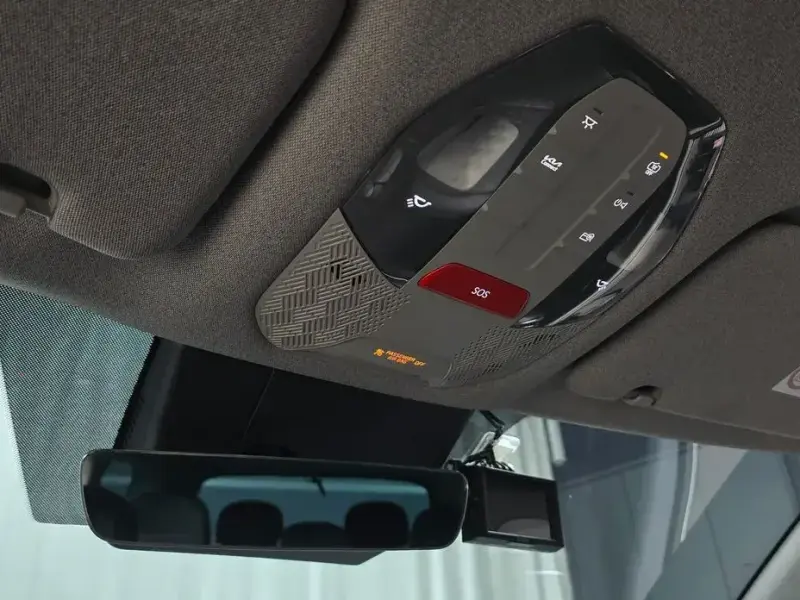 2023 Kia EV9 с пробегом 56 038 км