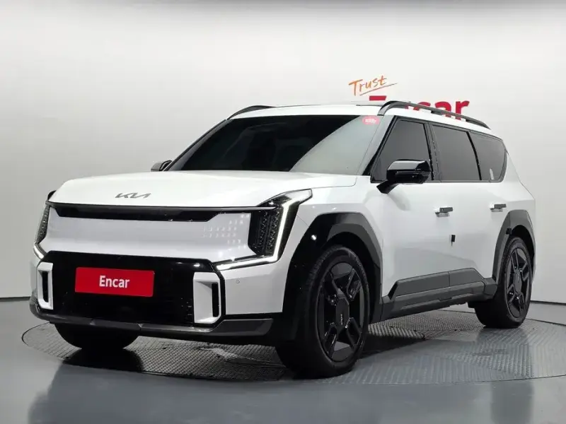 2024 Kia EV9 с пробегом 29 311 км