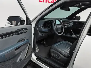 2024 Kia EV9 с пробегом 29 311 км