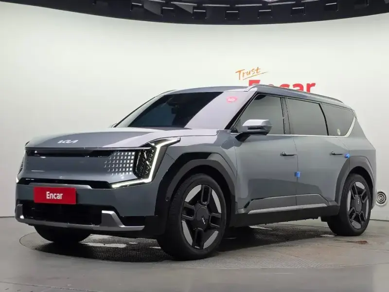 2023 Kia EV9 с пробегом 73 683 км