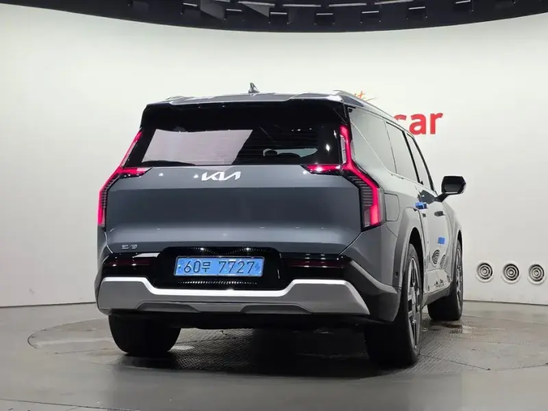 2023 Kia EV9 с пробегом 73 683 км