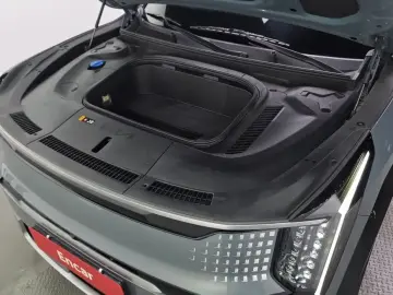 2023 Kia EV9 с пробегом 73 683 км