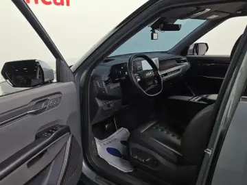 2023 Kia EV9 с пробегом 73 683 км
