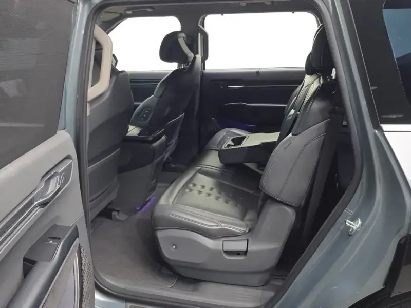 2023 Kia EV9 с пробегом 73 683 км