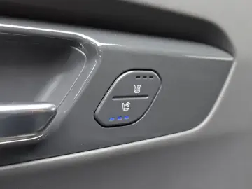 2023 Kia EV9 с пробегом 73 683 км