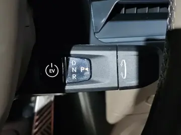 2025 Kia EV9 с пробегом 6 696 км