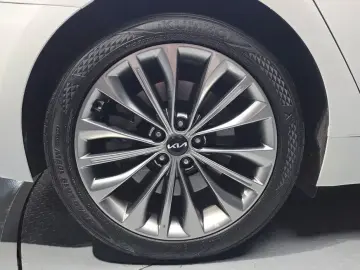 2022 Kia K9 с пробегом 82 448 км
