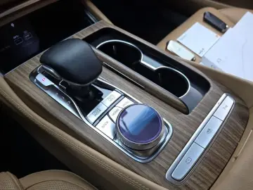 2022 Kia K9 с пробегом 82 448 км