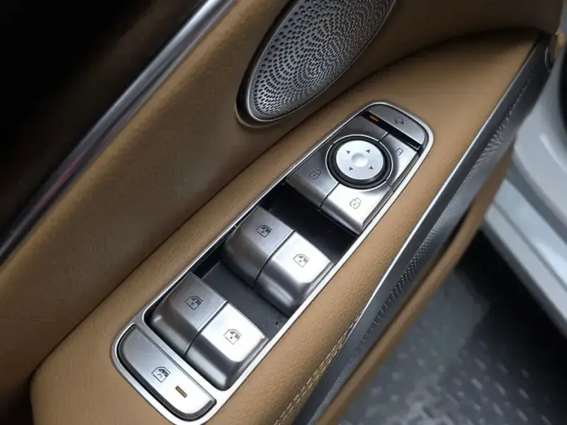 2022 Kia K9 с пробегом 82 448 км