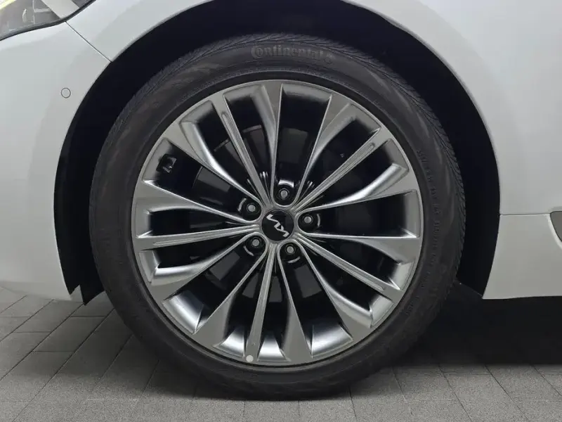 2022 Kia K9 с пробегом 28 279 км